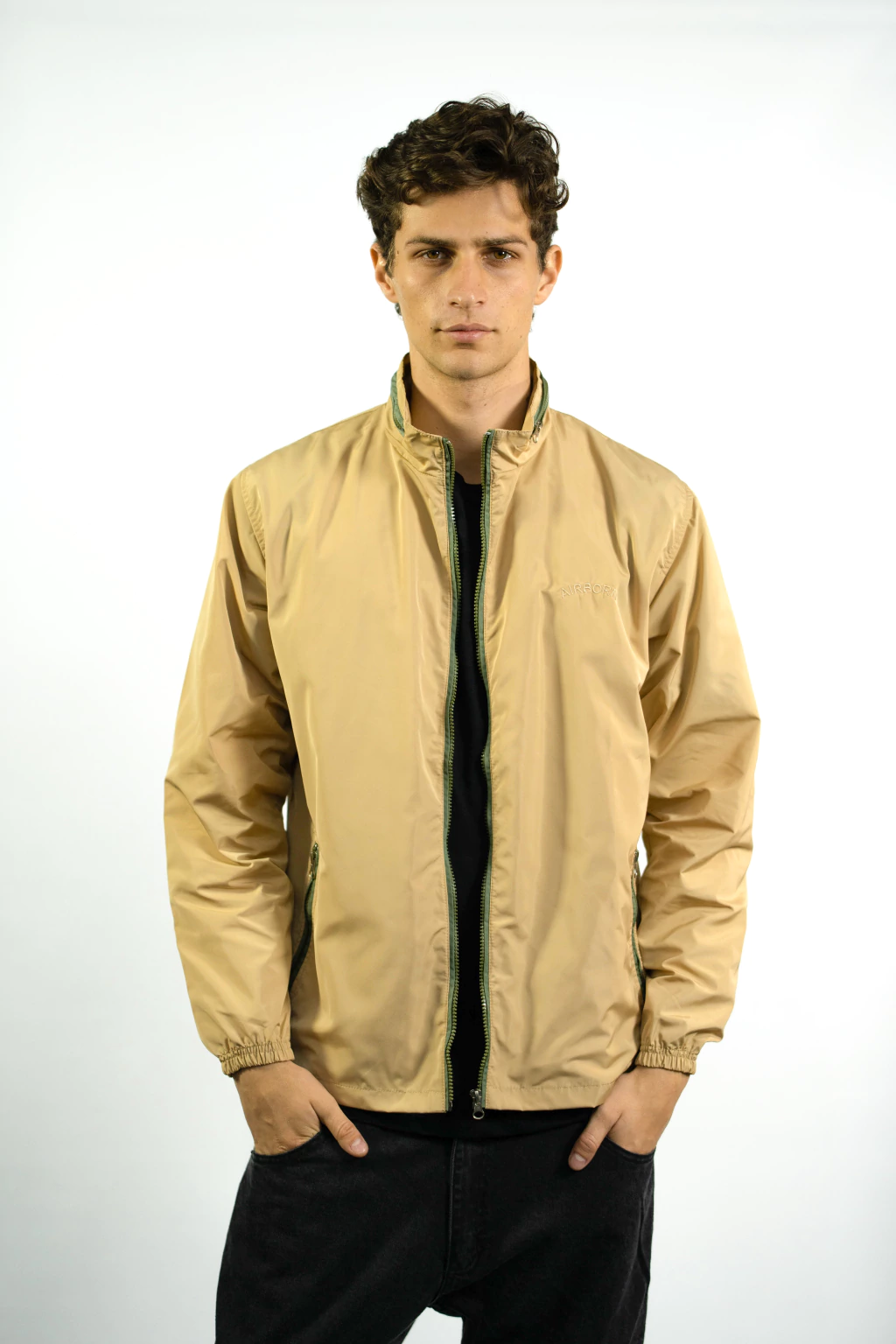 CAMPERA ROMPEVIENTO SLED