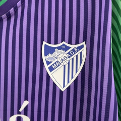 Camisa Málaga II 23/24 - Torcedor Hummel Masculina - Verde e roxo com detalhes em azul - tienda online