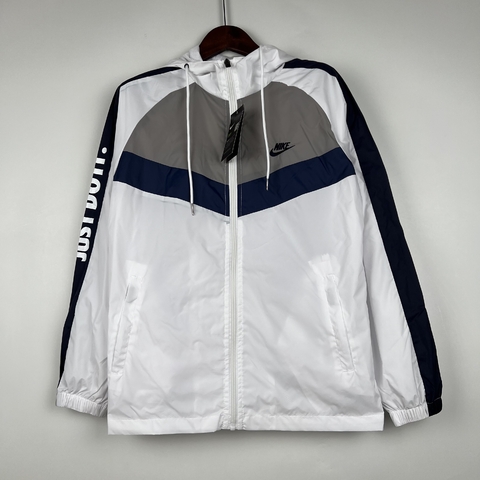 Jaqueta Corta-Vento Nike Swoosh Branca Azul e Cinza