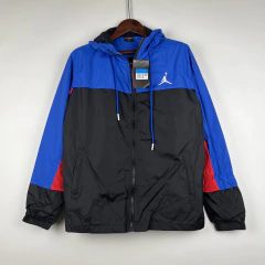 Jaqueta Corta-Vento Air Jordan Preta Azul e Vermelha