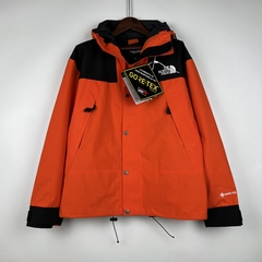 Jaqueta Corta-Vento The North Face Laranja e Preta