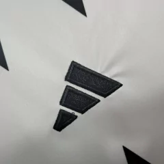 Camisa River Plate Edição especial 23/24 - Torcedor Adidas Masculina - Branca com detalhes em preto e vermelho - loja online