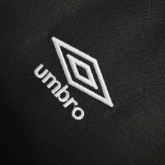 Imagen de Camisa Grêmio Treino 23/24 - Torcedor Umbro Masculina - Preta com detalhes em cinza