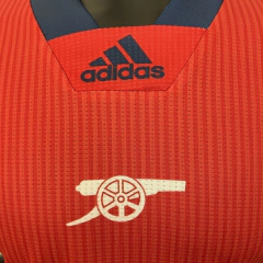 Camisa Arsenal Coleção Especial 23/24 - Jogador Adidas Masculina - Vermelha com detalhes em azul e branco - Skull Sports