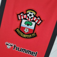 Camisa Southampton I 22/23 - Torcedor Hummel Masculina - Branca com detalhes em vermelho e preto - online store