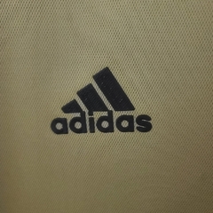 Camisa Colo Colo do Chile III 22/23 - Torcedor Adidas Masculina - Bege com detalhes em preto - Skull Sports