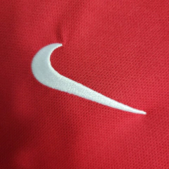 Camisa Retrô Seleção de Portugal I 2016/2017 manga longa - Nike Masculina - Vermelha com detalhes em verde - Skull Sports