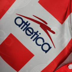 Camisa Retrô Chivas Guadalajara I 1994/1995 - Masculina Atlética - Branca com detalhes em vermelho e azul com todos os patrocínios - Skull Sports