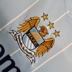 Camisa Retrô Manchester City I 07/08 - Masculina - Azul com detalhes em branco - loja online