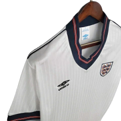 Image of Camisa Retrô Seleção da Inglaterra 1994/1997 - Umbro Masculina - Branca
