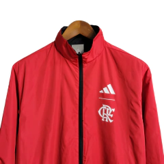Image of Jaqueta Corta-Vento Flamengo 23/24 Masculina Adidas - Preta com detalhes em vermelho e branco