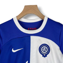 Kit Infantil Atlético de Madrid Edição Especial Nike 23/24 - Azul com detalhes em branco en internet