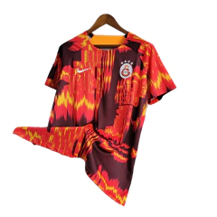 Camisa Galatasaray Treino 23/24 - Torcedor Nike Masculina - Vinho com detalhes em vermelho e amarelo - buy online