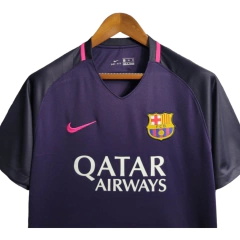 Camisa Retrô Barcelona II 16/17 - Masculina Nike - Roxa com detalhes em rosa on internet