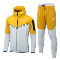 Conjunto Nike Tech Fleece Amarelo e Cinza com Detalhes em Preto
