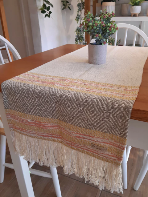 Camino de mesa Juana (1,50 m)