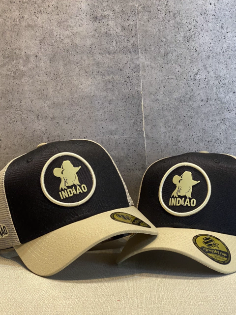 Boné Americano Alta Definicao - Silhueta - Bege com Preto