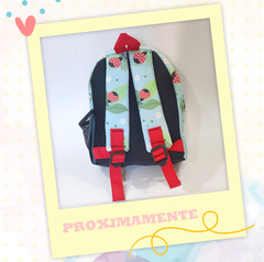 Mochila ilustrada con bolsillo + kit completo - Jump tu salto creativo