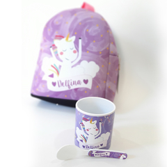 Mochila con taza y cuchara