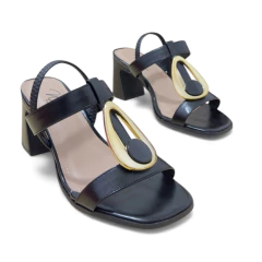 Sandália Preta Enfeite Dourado - 13874 - West Shoes