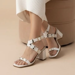 Sandália Off White Cruzada Enf Dourado - 13919