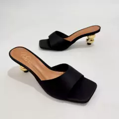 Tamanco Preto Salto Bola Dourado - 13663 - comprar online