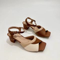 Sandália em Couro Caramelo com Nude - 13555 - comprar online