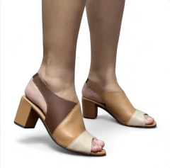 Sandália em Couro Nude/Caramelo/Café - 13754 na internet
