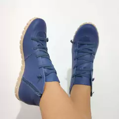 Tênis Cano Alto em Couro Azul 13355 na internet