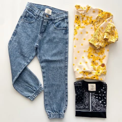 BUZO OVERSIZE BULGARO AMARILLO - comprar online