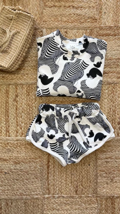 BUZO CLASSIC CEBRA BYN - comprar online