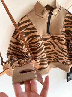 BUZO SOPHIA CEBRA - tienda online
