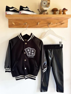 LEGGING LEATHER NEGRA en internet
