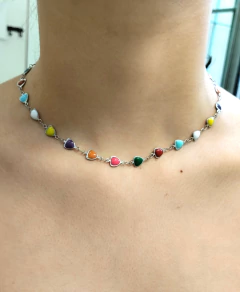 Collar esmaltado multicolor