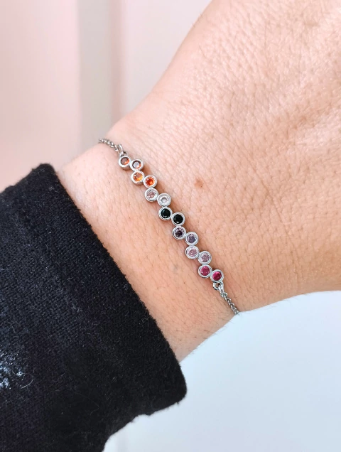 Pulsera cubics centro multicolor