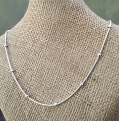 Collar Abril esferas acero blanco - comprar online