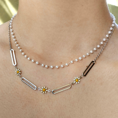 Collar doble margaritas y perlas
