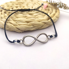 Pulsera hilo infinito