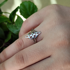 Anillo nudo de bruja