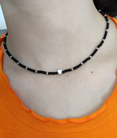 Choker corazón mostacillas negras - comprar online