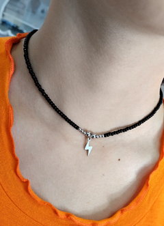 Choker rayo mostacillas negras