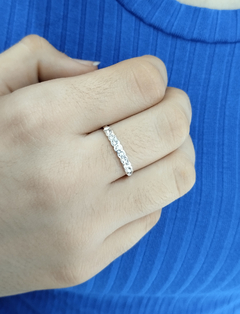 Anillo con cubics acero blanco