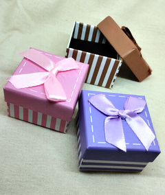 Caja estuche para regalo 5x5cm