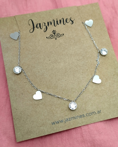 Collar corazones y cubics