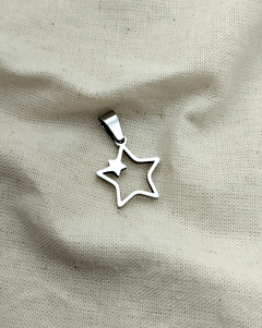 Dije estrella calada 16mm