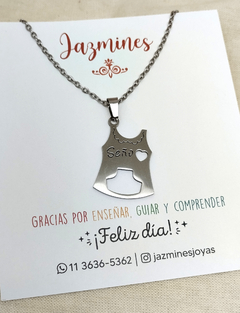 Collar delantal Seño