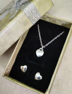 Conjunto corazoncito bombé + caja para regalo