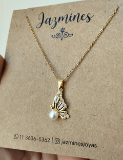 Collar mariposa con perla acero dorado - Jazmines