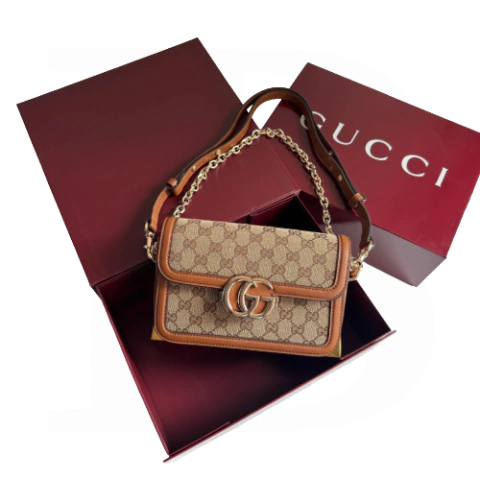 Bolsa Gucci GG Marmont Canvas Monogram