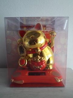 Gato de la Suerte Maneki Neko Solar - comprar online